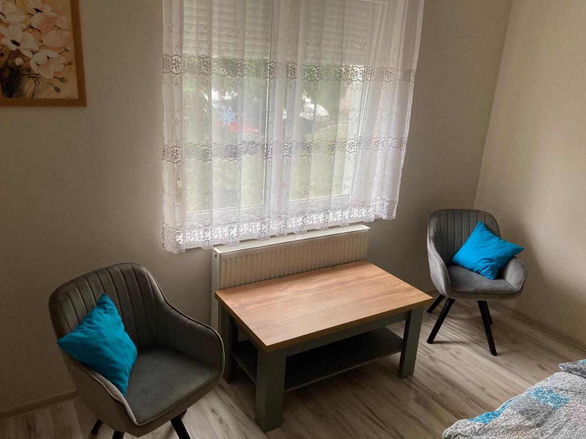 Kristaly Apartman Έγκερ Εξωτερικό φωτογραφία