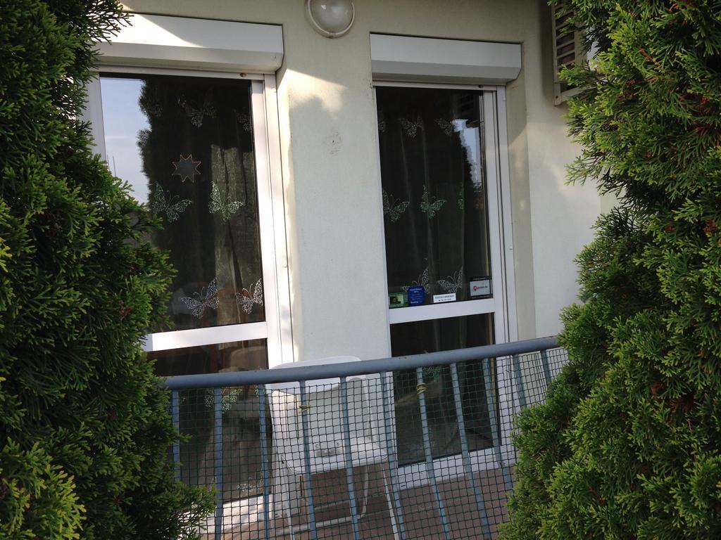 Kristaly Apartman Έγκερ Εξωτερικό φωτογραφία