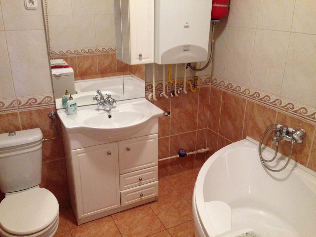 Kristaly Apartman Έγκερ Εξωτερικό φωτογραφία